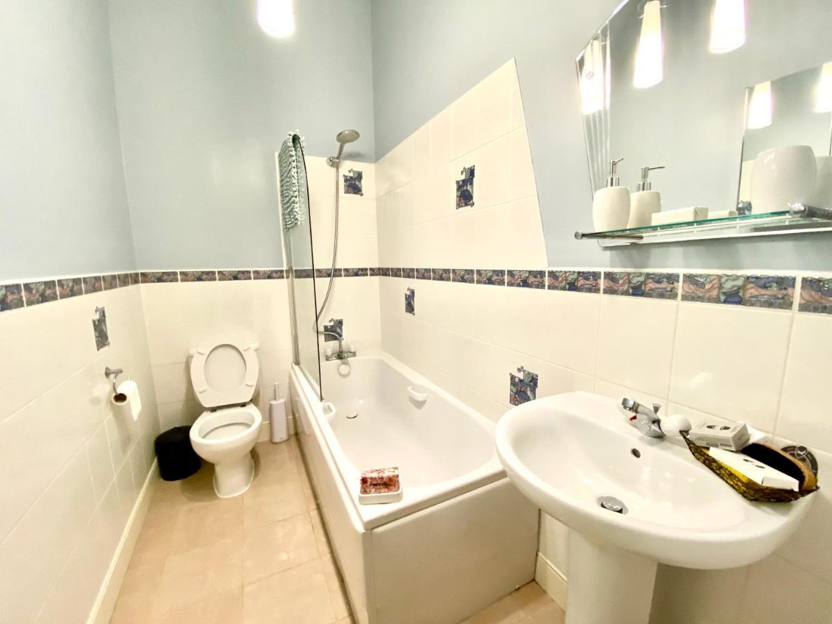 Serviced Accommodation Moray Lesmurdie House, Elgin - Free Parking, Free Wifi Eksteriør billede